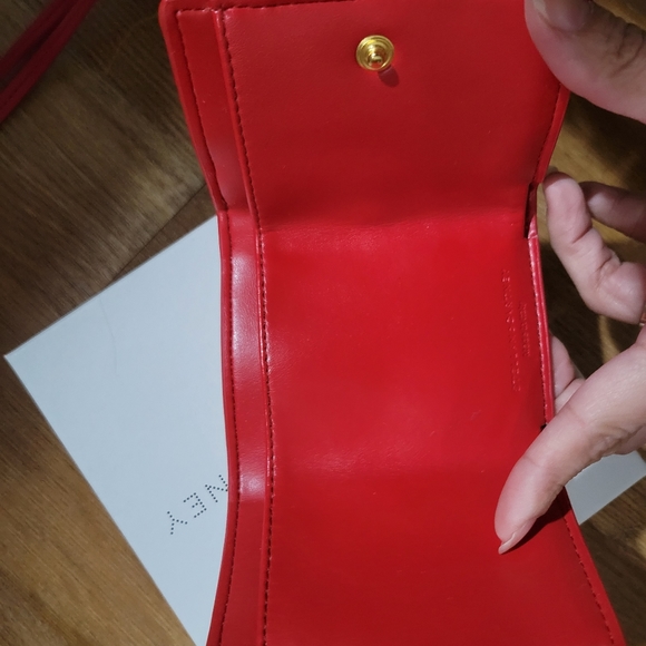 Card holder - Picture 2 of 3